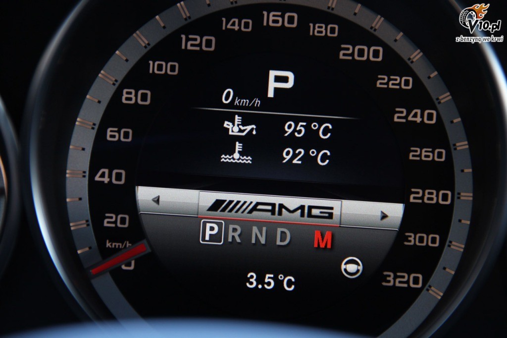 Mercedes E63 AMG
