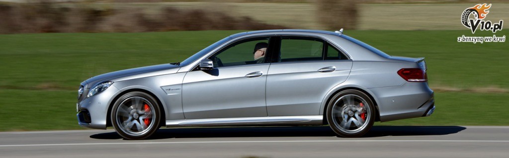 Mercedes E63 AMG