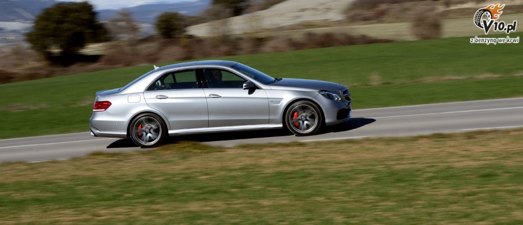 Mercedes E63 AMG