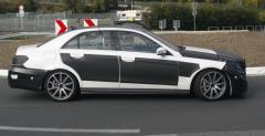 Mercedes E63 AMG