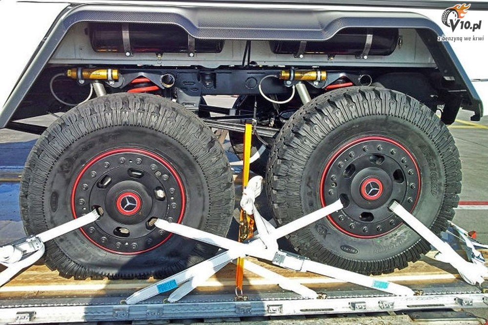 6x6 Mercedes-Benz G63 AMG V8 Biturbo - wersja cywilna