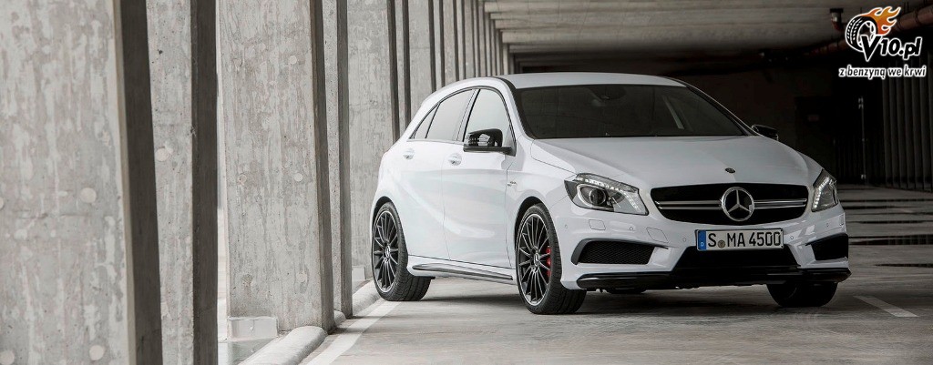 Mercedes A45 AMG