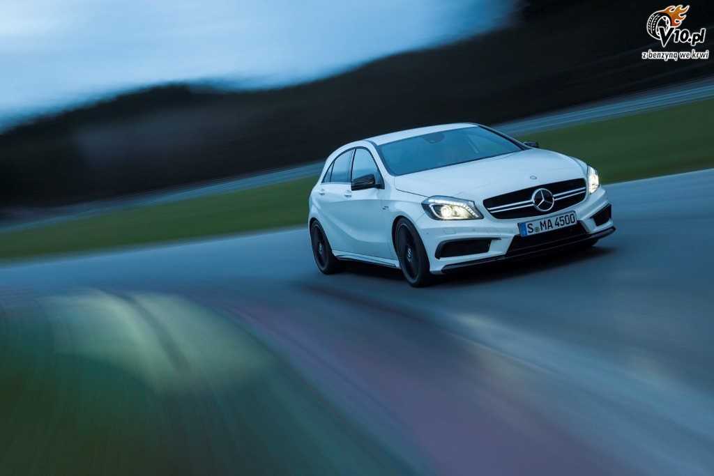 Mercedes A45 AMG