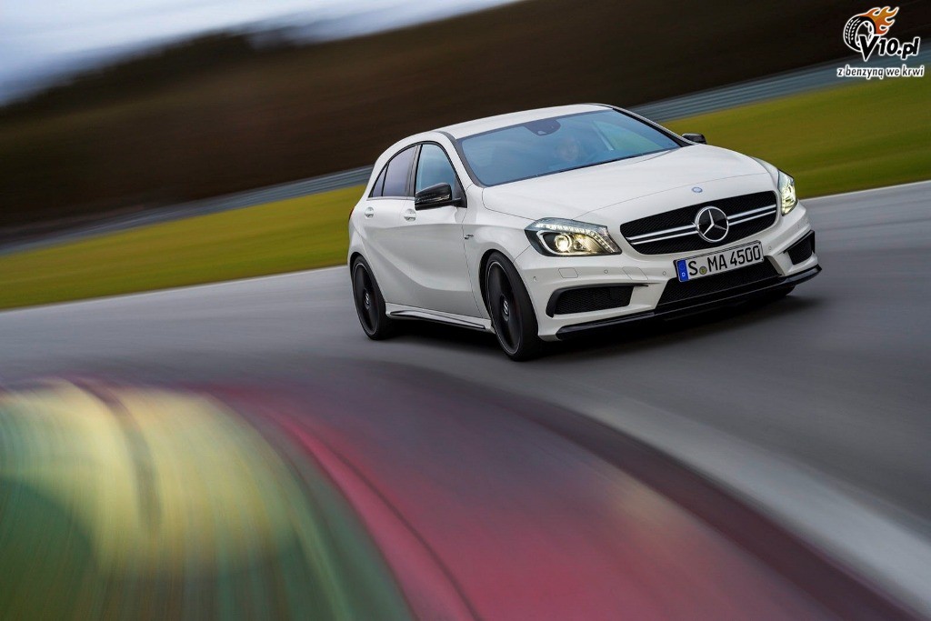 Mercedes A45 AMG