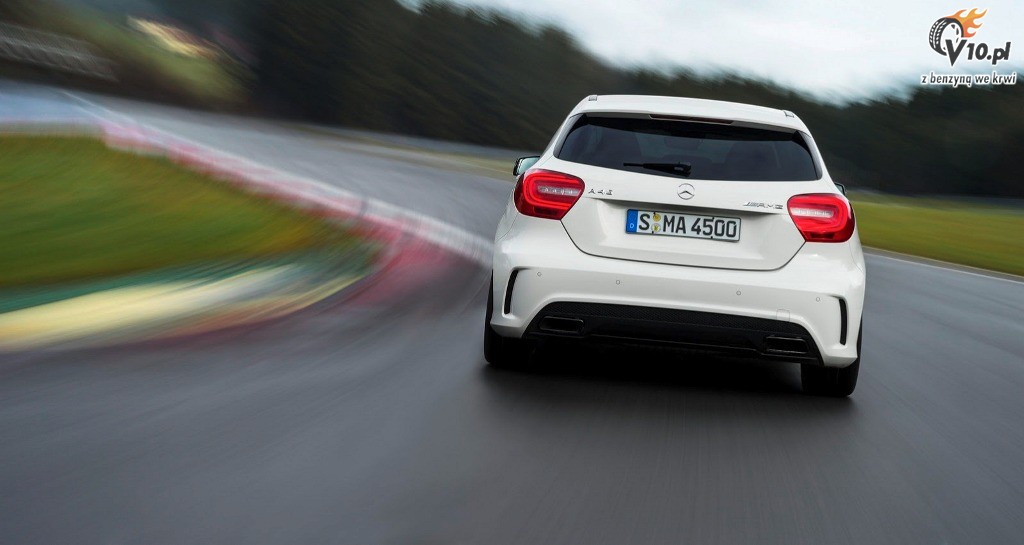 Mercedes A45 AMG