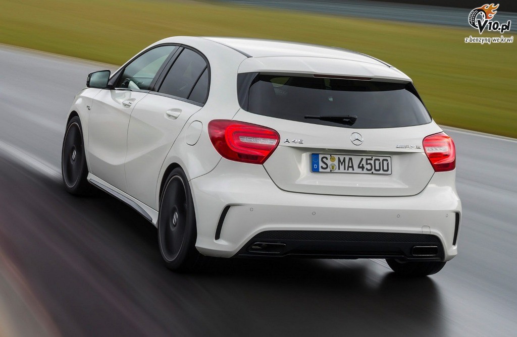 Mercedes A45 AMG