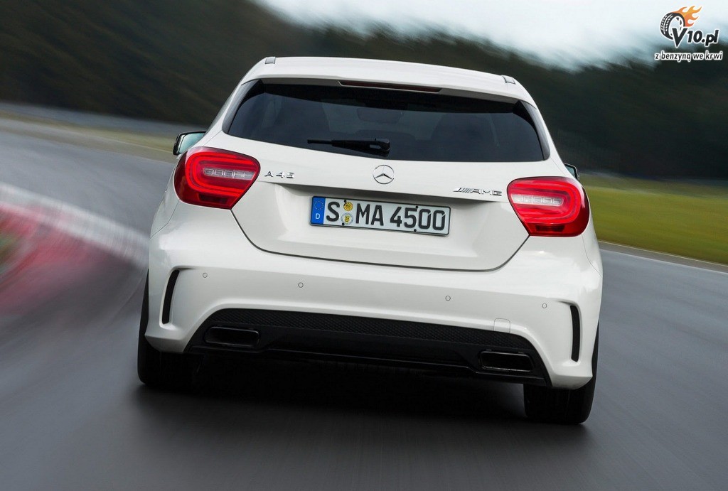 Mercedes A45 AMG
