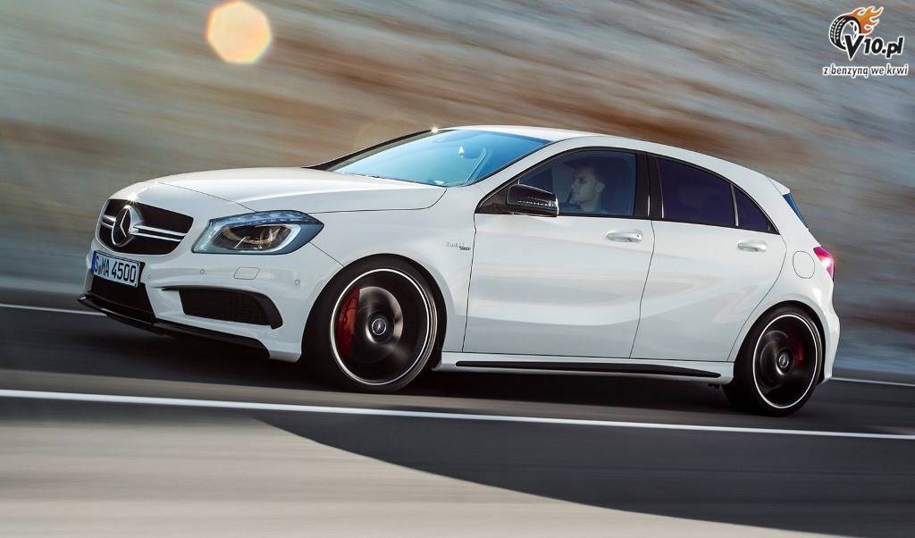 Mercedes A45 AMG