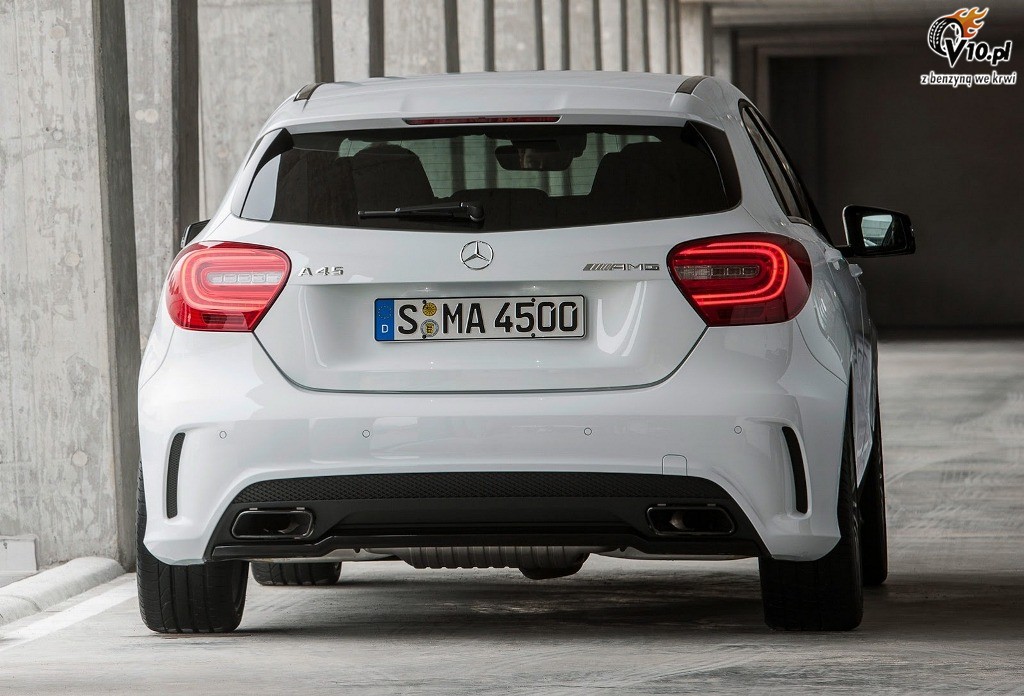 Mercedes A45 AMG