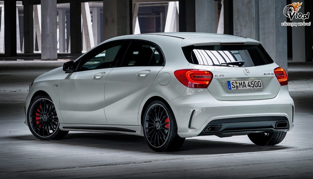 Mercedes A45 AMG
