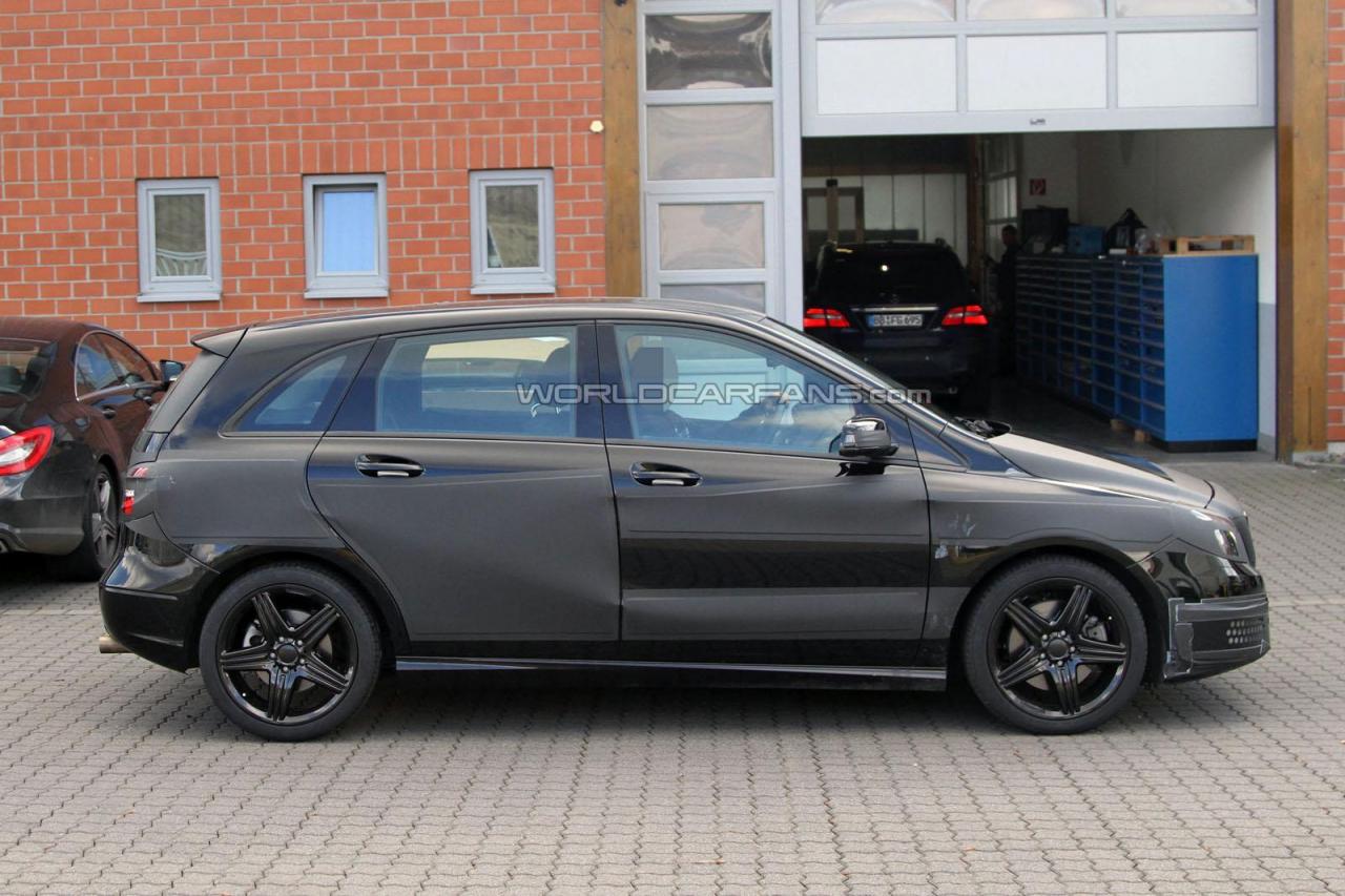 Mercedes klasy B AMG