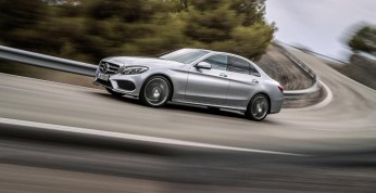 Nowy Mercedes klasy C wzywany do serwisu