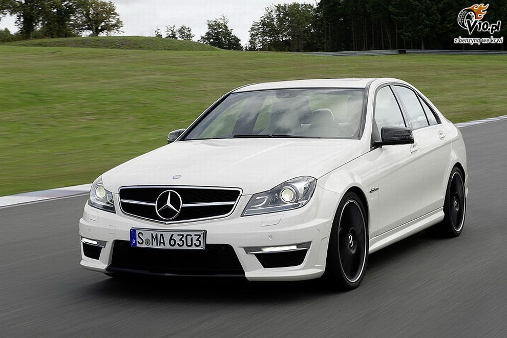 2012 Mercedes-Benz C63 AMG