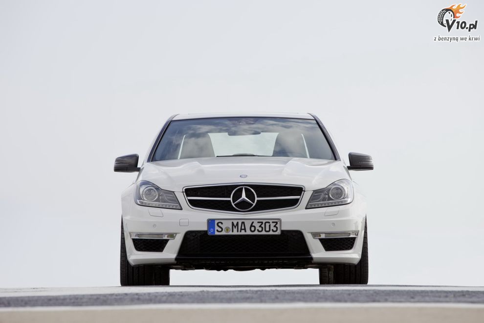 Mercedes C63 AMG