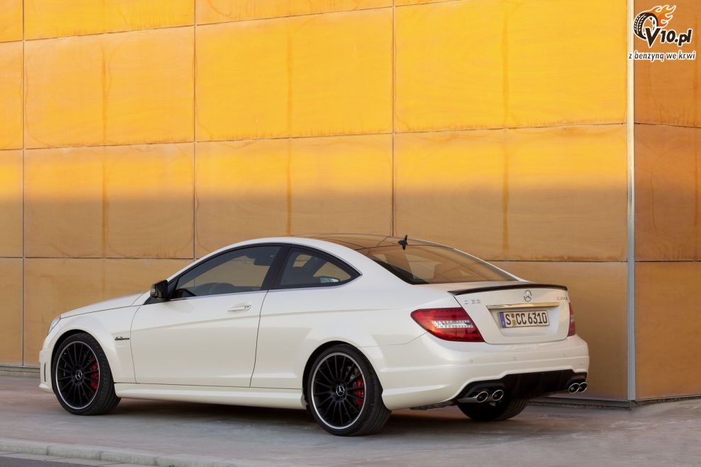 Mercedes C63 AMG Coupe