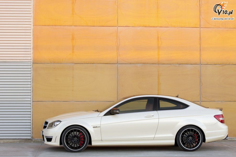 2012 Mercedes-Banz C63 AMG Coupe