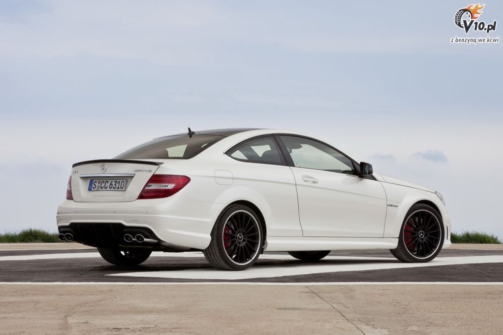 Mercedes-Benz C63 AMG Coupe