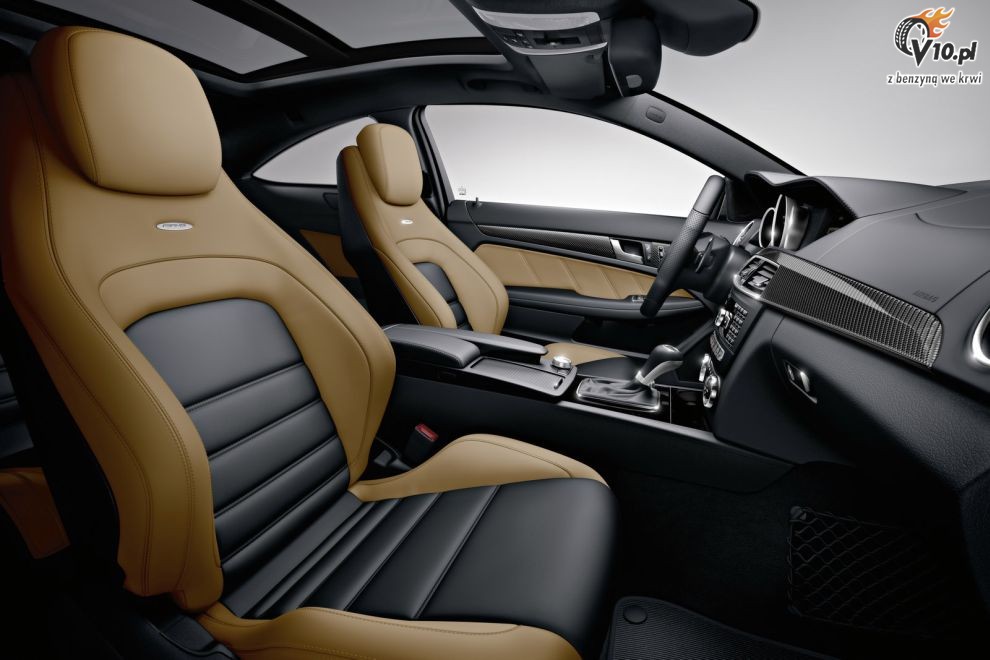 2012 Mercedes-Banz C63 AMG Coupe