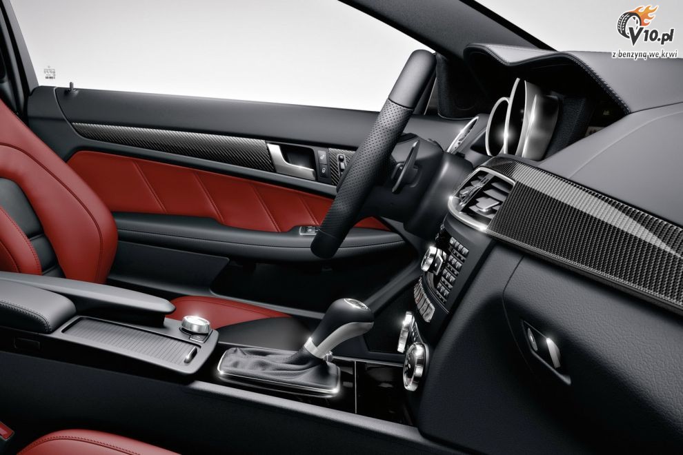2012 Mercedes-Banz C63 AMG Coupe