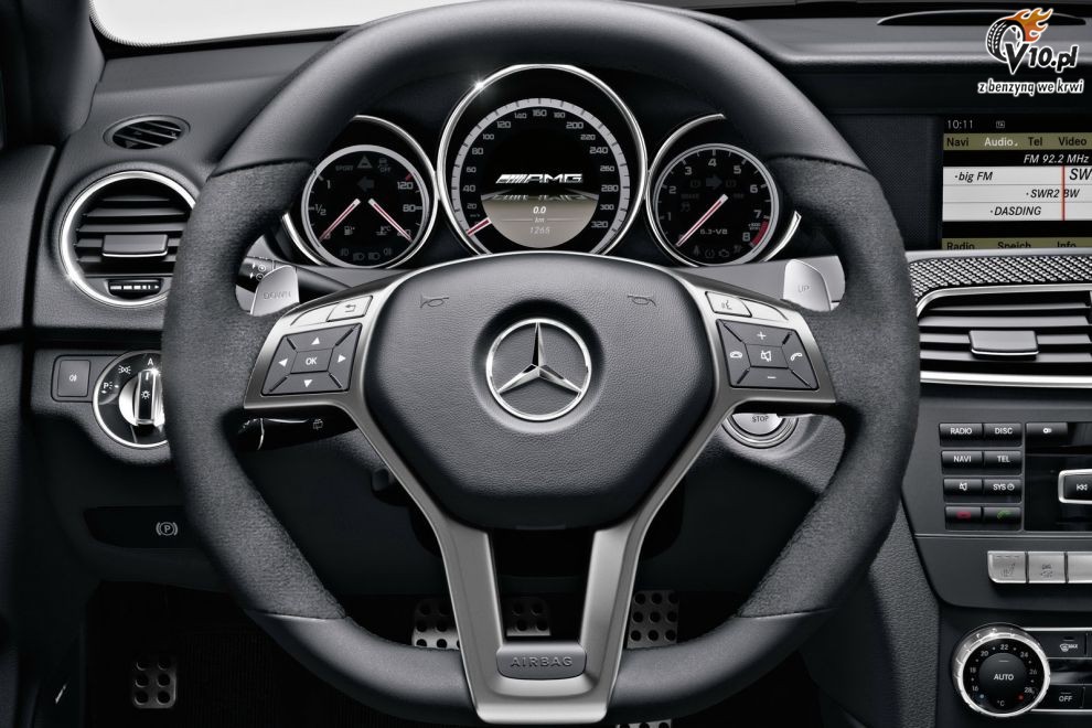 2012 Mercedes-Banz C63 AMG Coupe