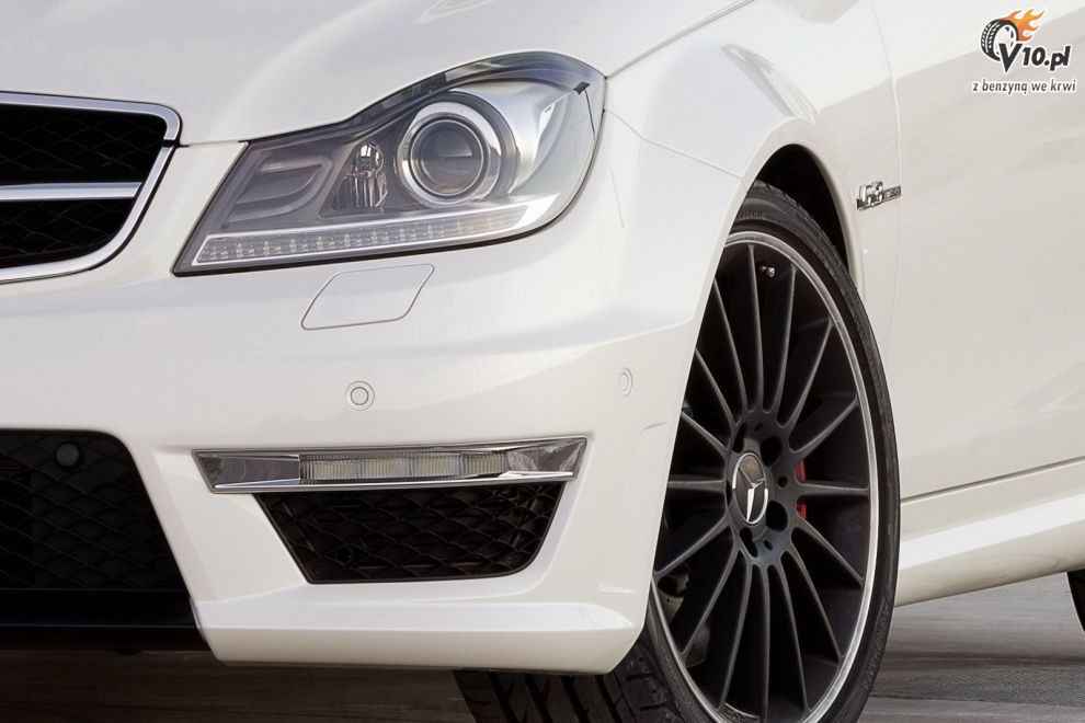 2012 Mercedes-Banz C63 AMG Coupe