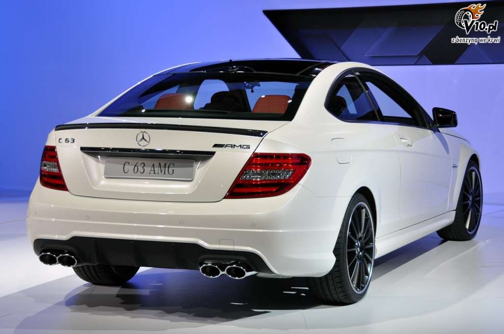 Mercedes-Benz C63 AMG Coupe na targach w Nowy Jorku 2011