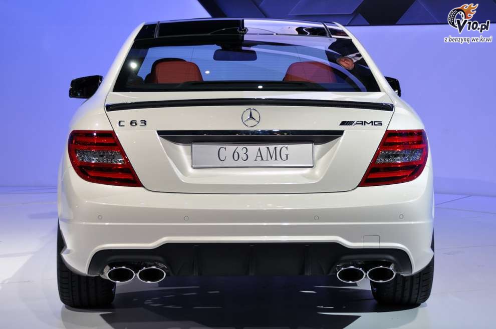 Mercedes-Benz C63 AMG Coupe na targach w Nowy Jorku 2011