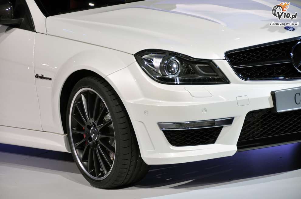 Mercedes-Benz C63 AMG Coupe na targach w Nowy Jorku 2011