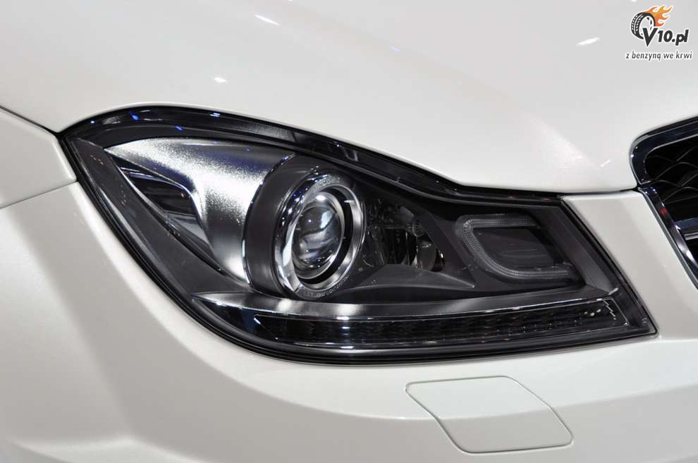 Mercedes-Benz C63 AMG Coupe na targach w Nowy Jorku 2011