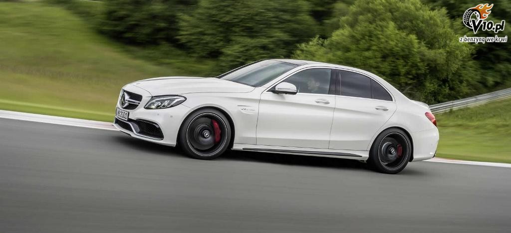 Mercedes C63 AMG