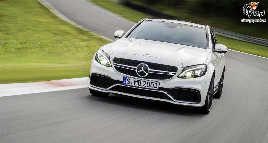 Mercedes C63 AMG