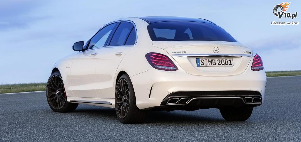 Mercedes C63 AMG