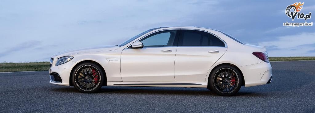 Mercedes C63 AMG