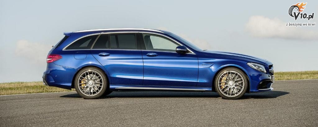Mercedes C63 AMG