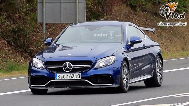 Mercedes C63 AMG Coupe R