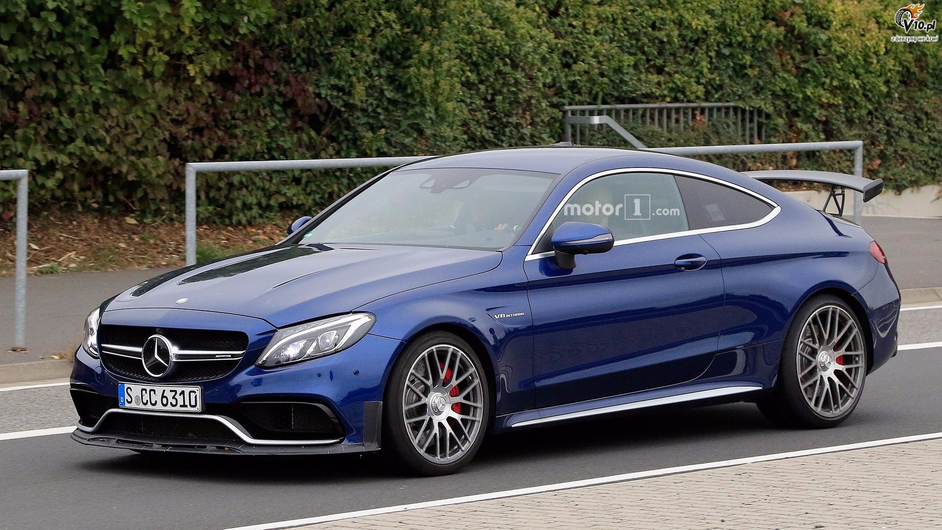 Mercedes C63 AMG Coupe R