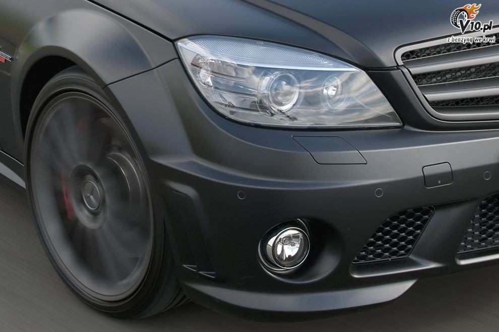 Nowy Mercedes C63 AMG DR 520