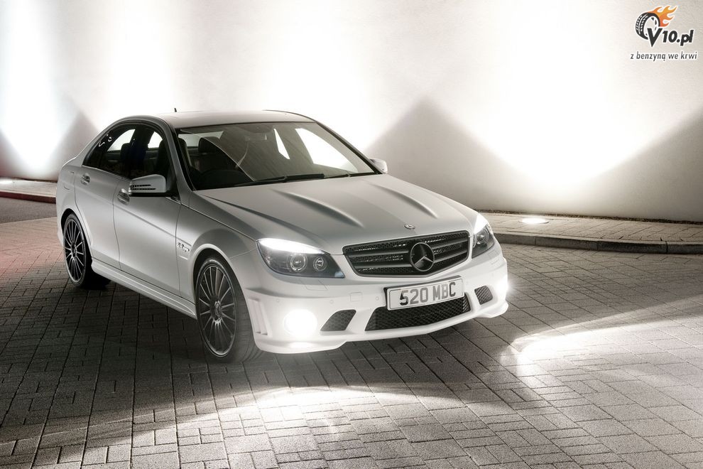 Nowy Mercedes C63 AMG DR 520