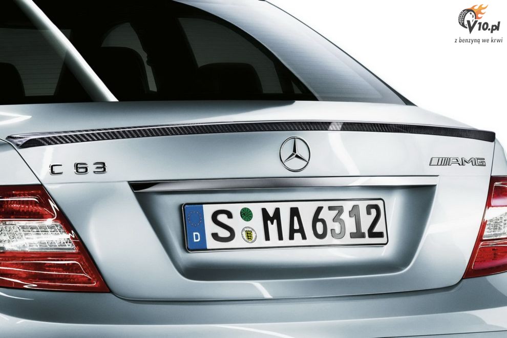 Mercedes C63 AMG Performance Package Plus