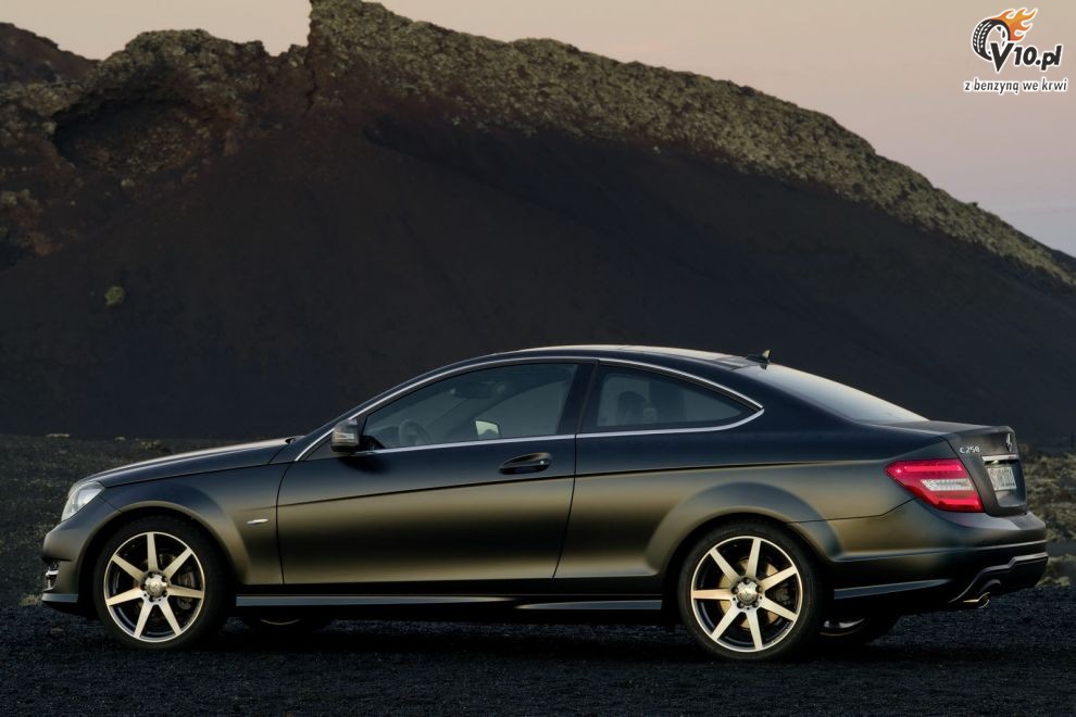 Mercedes C Coupe 2011