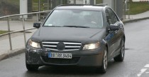 Mercedes klasy C po liftingu - zdjcie szpiegowskie