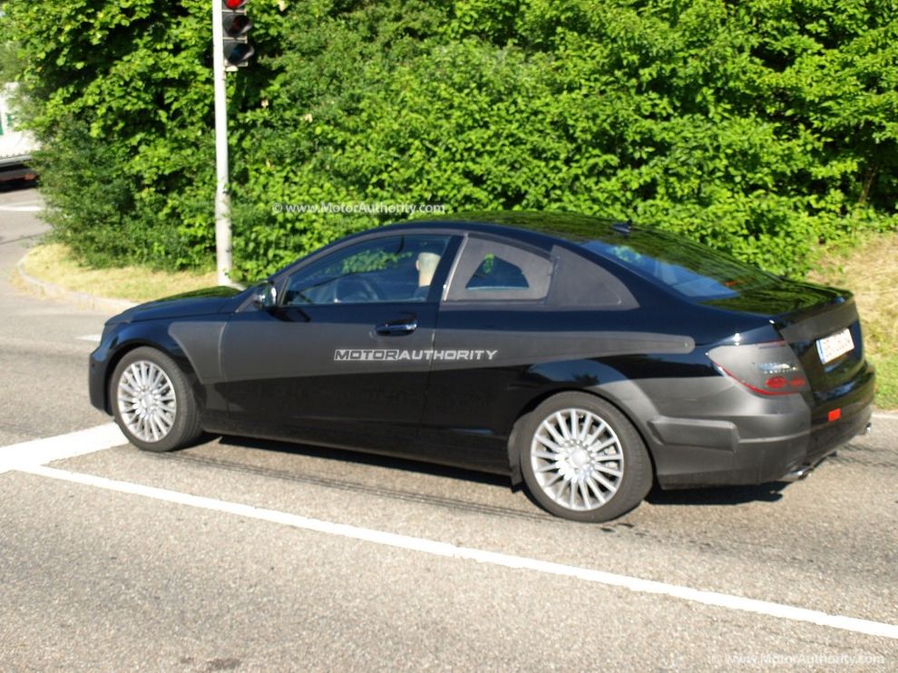 Nowy Mercedes klasy C Coupe 2011 - zdjcie szpiegowskie