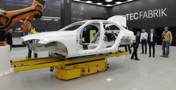 Mercedes pochwalił się nadwoziem nowej E-klasy