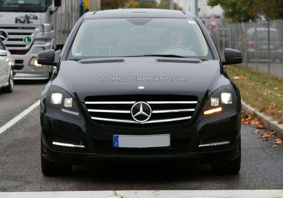 Nowy Mercedes klasy R - zdjcie szpiegowskie