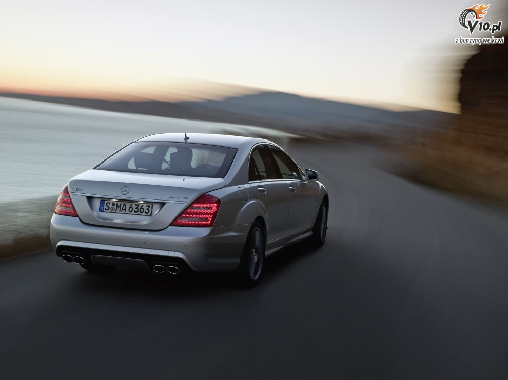 Mercedes S65 AMG