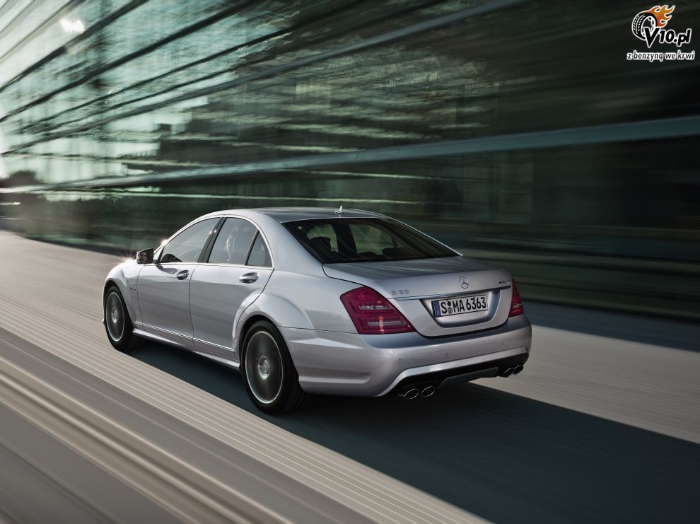 Mercedes S65 AMG