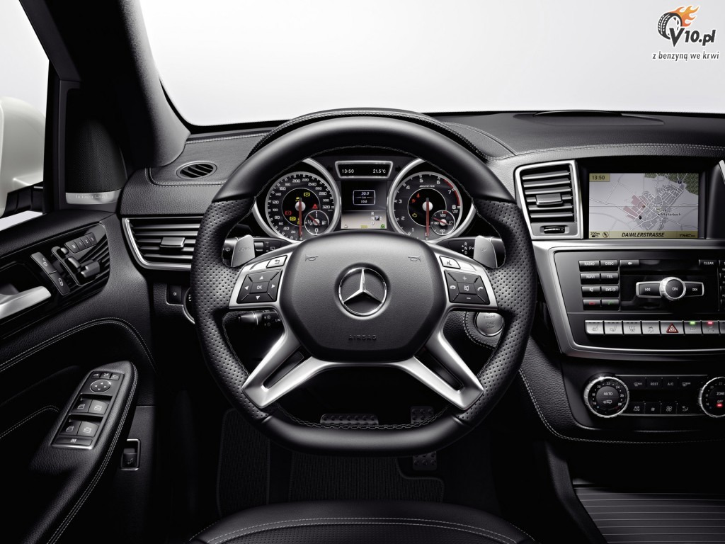 Mercedes ML63 AMG 2012