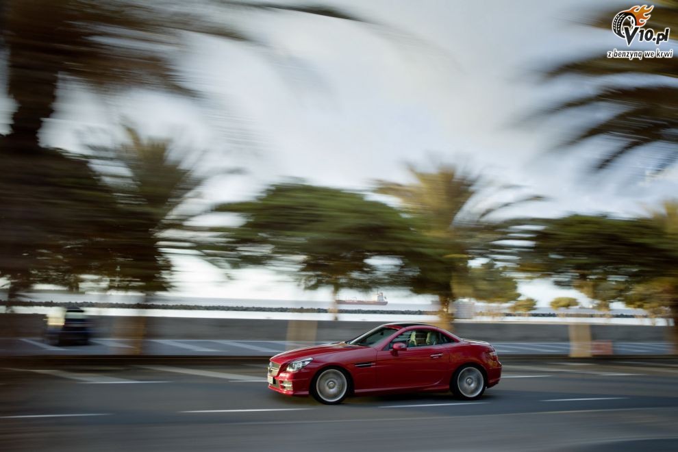 2012 Mercedes-Benz SLK Roadster
