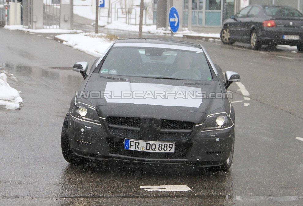 Nowy Mercedes SLK 2011 - zdjcie szpiegowskie