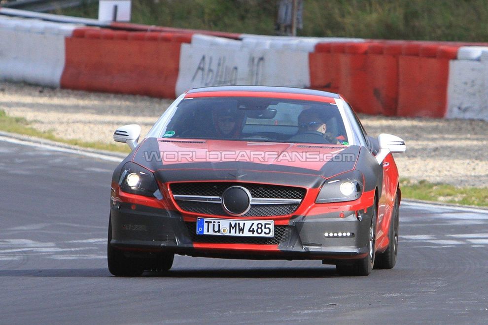 Nowy Mercedes SLK 2011 - zdjcie szpiegowskie